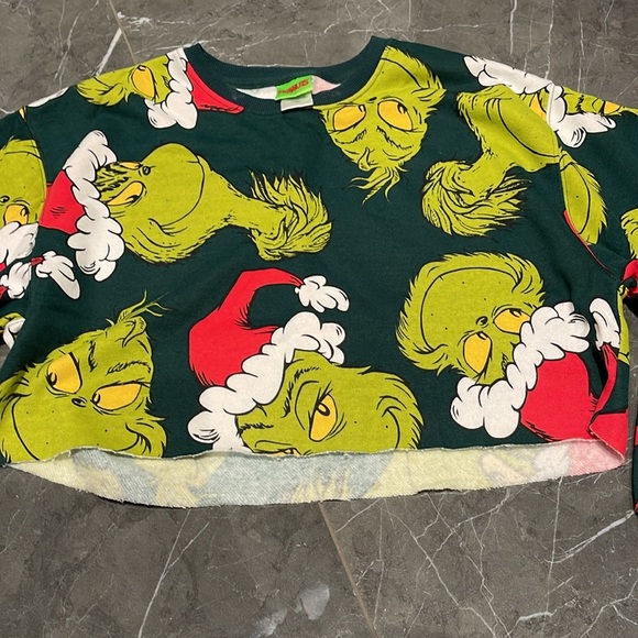 Christmas sweater, grinch, size medium - Picture 4 of 6